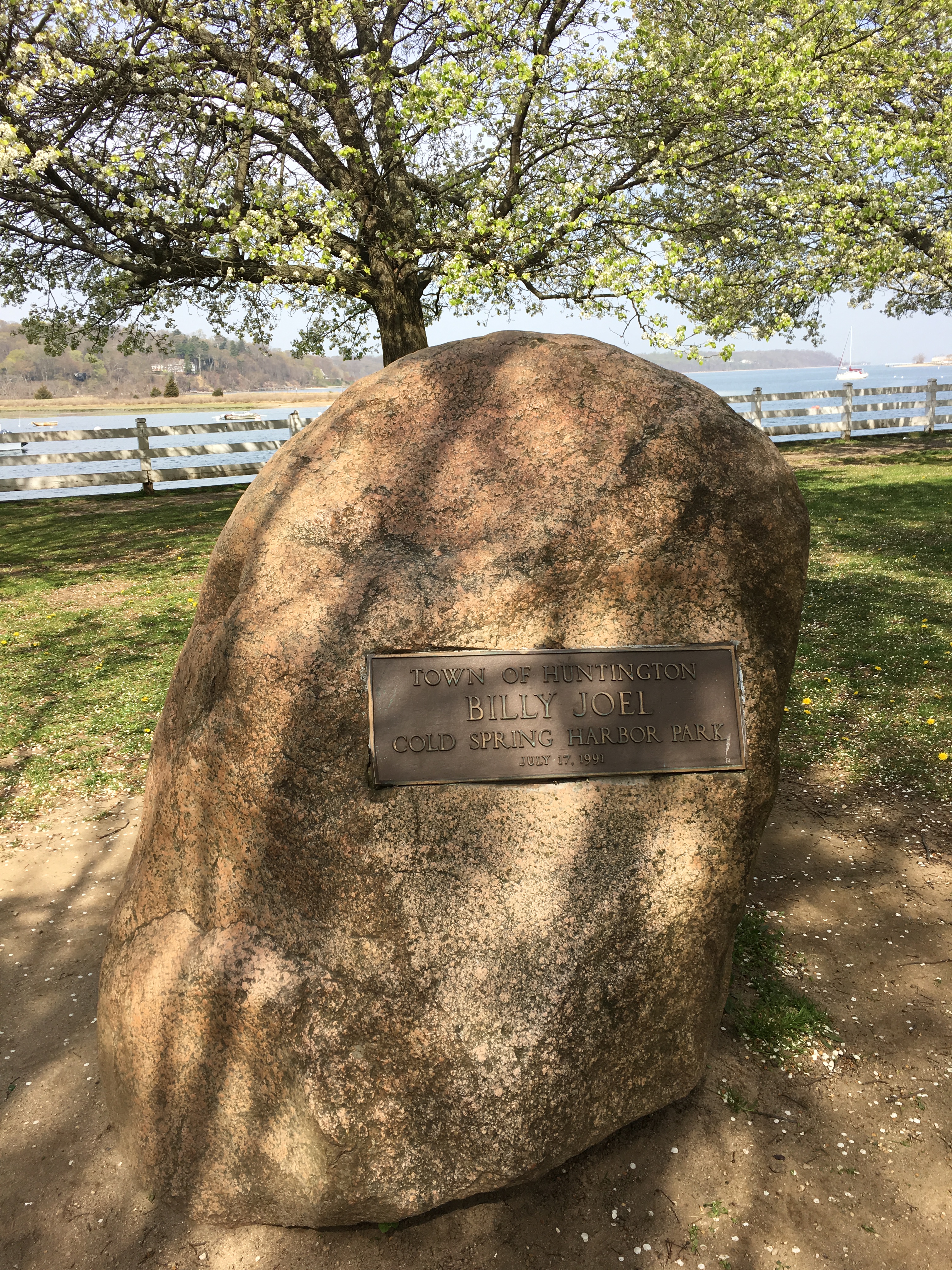 Even Billy Joel gets a boulder.